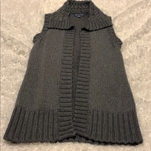 Gray Gap Sweater Vest